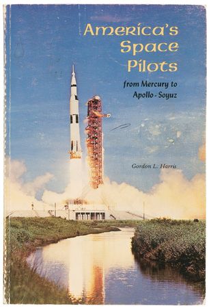 Lot #444 Astronauts: Impressive collection of Astronauts’ signatures - Image 8