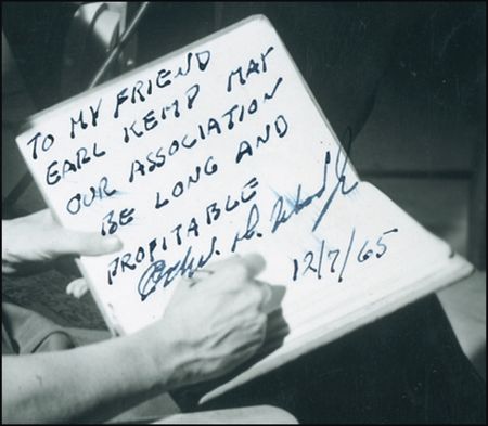 Lot #1264 Ed Wood: Extraordinarily rare signed photo of renowned schlockmeister Ed Wood...possibly the only one ever offered! - Image 2