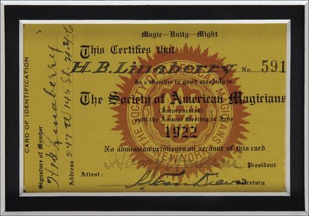 Lot #1002 Harry Houdini: Houdini signs a Society of American Magicians membership card - Image 2