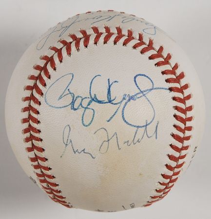 Lot #1323 Baseball: Cy Young Winners Baseball - Image 3