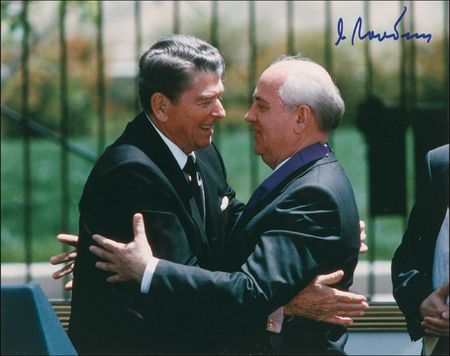 Lot #198 Mikhail Gorbachev Signed Photographs - Image 1