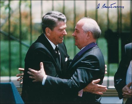 Lot #198 Mikhail Gorbachev Signed Photographs - Image 2