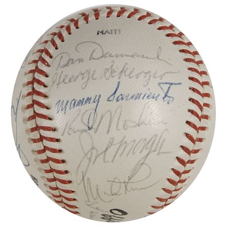 Lot #1228 Cincinnati Reds Baseball - Image 1