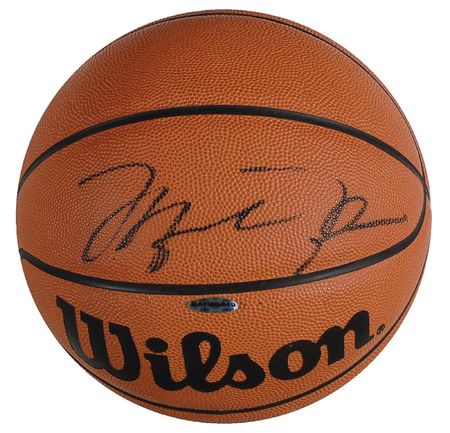 Lot #1277 Michael Jordan Basketball - Image 1