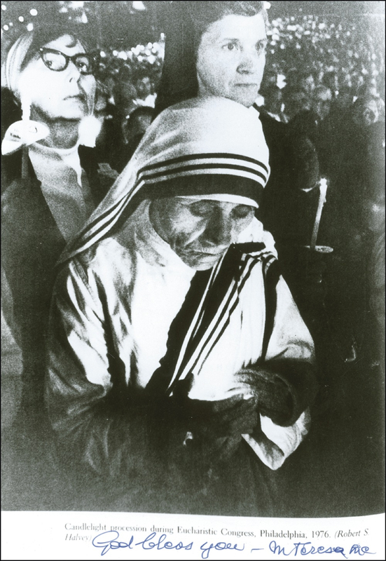 Lot 237 Mother Teresa Signed Photograph