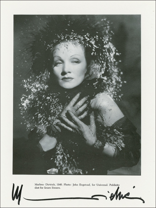 Lot 876 Marlene Dietrich