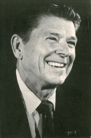 Lot #91 Ronald Reagan Signed Photograph - Image 1