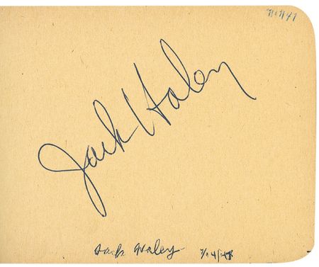 Lot #820 Autograph Album Autograph Album - Image 4