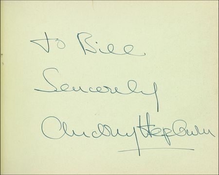 Lot #822 Autograph Album Autograph Album - Image 1