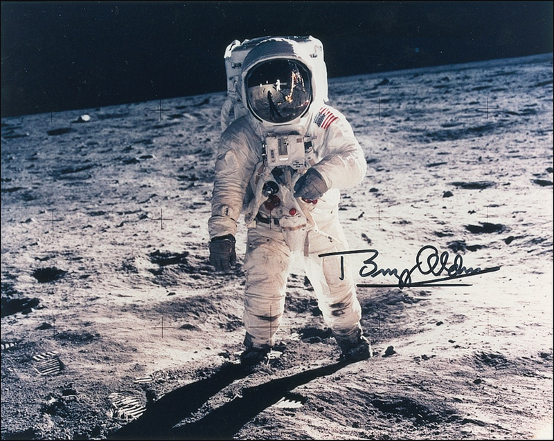 Lot 407 Buzz Aldrin Signed Photograph