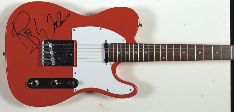 Lot 832 Pink Floyd: Roger Waters Guitar