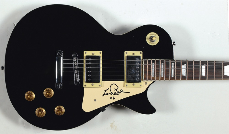 Lot 822 Les Paul Guitar