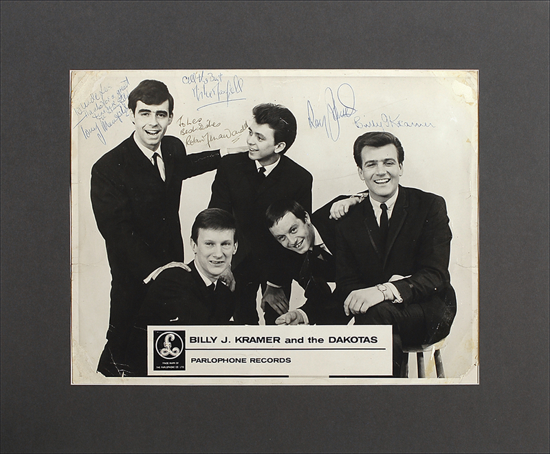 Lot 800 Billy J. Kramer and the Dakotas Signed Photograph
