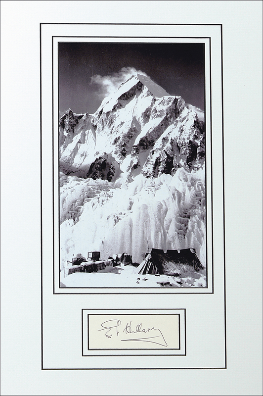 Lot 208 Edmund Hillary Signature