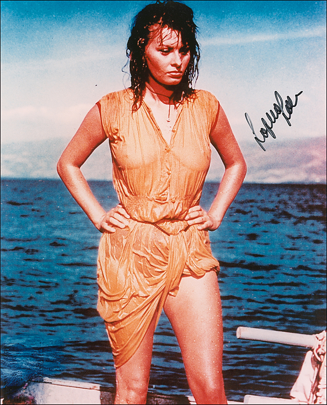 Lot 994 Sophia Loren Signed Photograph