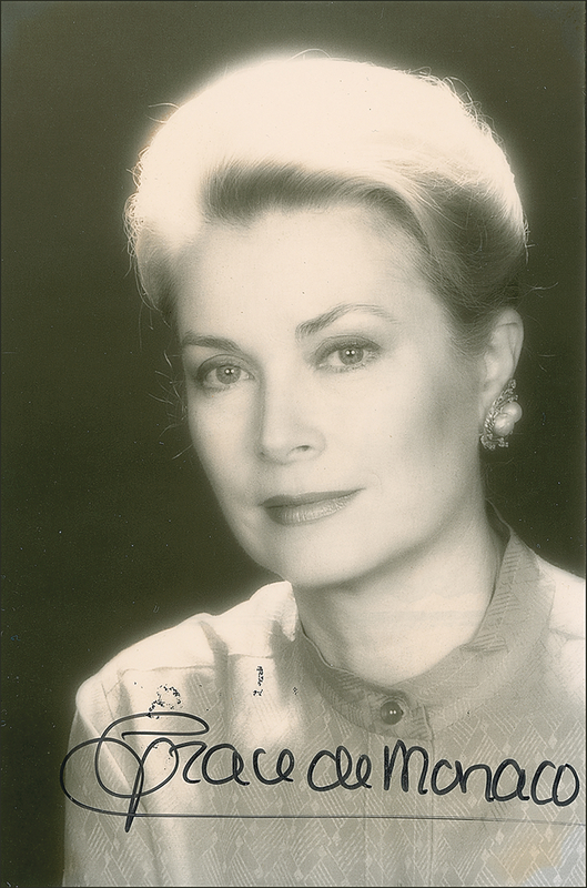 Lot 979 Grace Kelly Signed Photograph