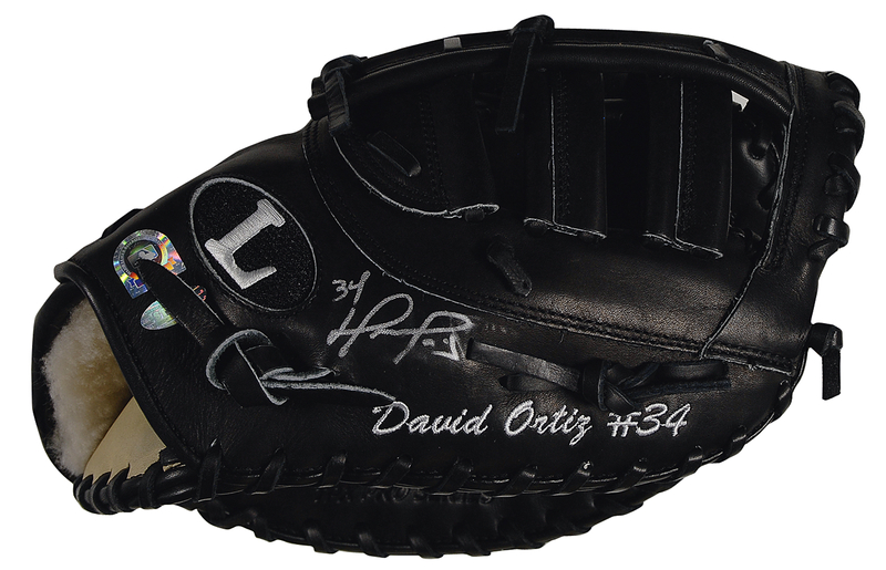 Lot 1334 David Ortiz Baseball Glove