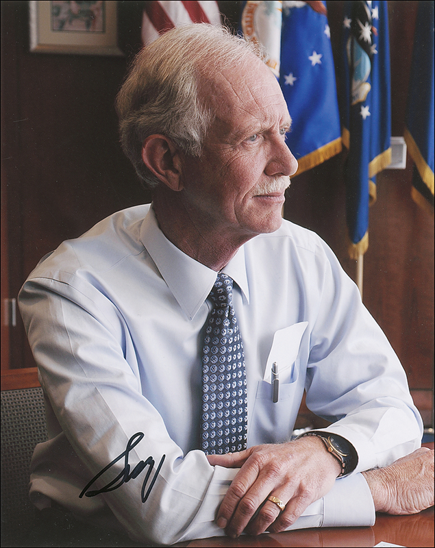 Lot 493 Chesley Sullenberger: Hero of the Hudson