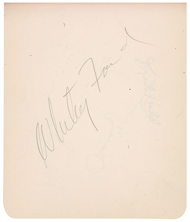 Lot #1291 Mickey Mantle: Choice early Mantle signature, still in its album with Berra, Rizzuto, Ford, and others - Image 4