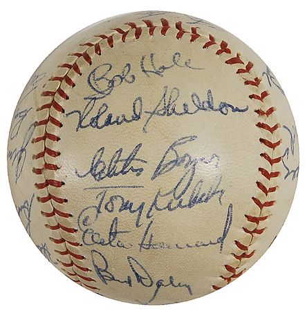 Lot #1328 NY Yankees Baseball - Image 2
