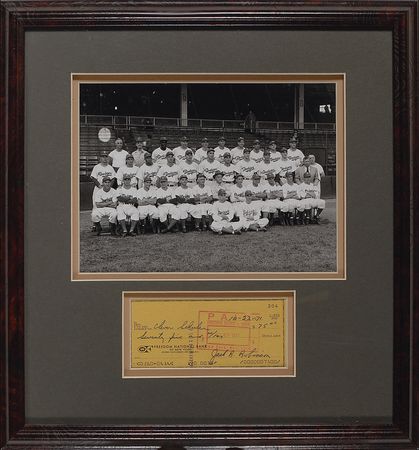 Lot #1343 Jackie Robinson: One of the game?s most revered players - Image 1