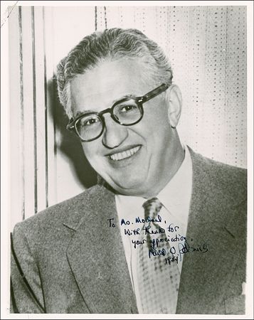 Lot #1031 David O. Selznick: Selznick graciously complies with an admirer’s request: “All too rarely does one hear from those at whose minds and hearts our efforts are aimed” - Image 2