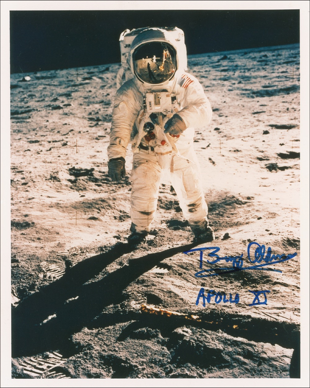 Lot 417 Buzz Aldrin Signed Photograph