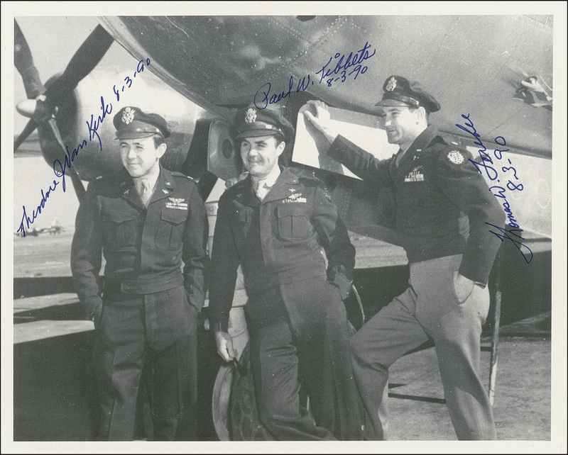 Lot 353 Enola Gay Signed Photograph