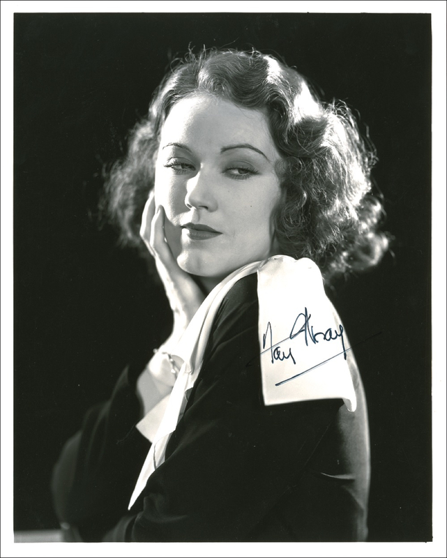 Lot 1069 Fay Wray Signed Photograph