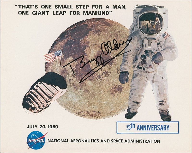 Lot 418 Buzz Aldrin Signed Photograph