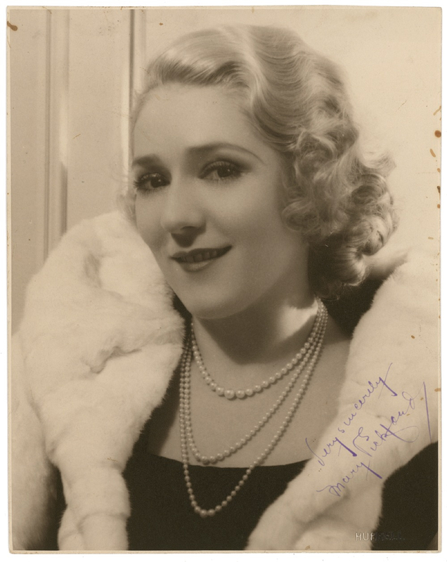 Lot 991 Mary Pickford Signed Photograph