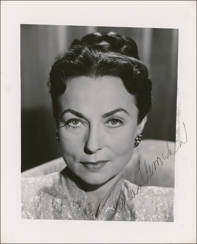 Lot 980 Agnes Moorehead Signed Photograph