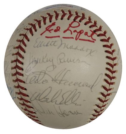 Lot #1195 Thurman Munson and the New York Yankees Baseball - Image 2