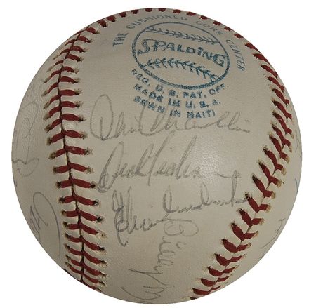 Lot #1195 Thurman Munson and the New York Yankees Baseball - Image 4