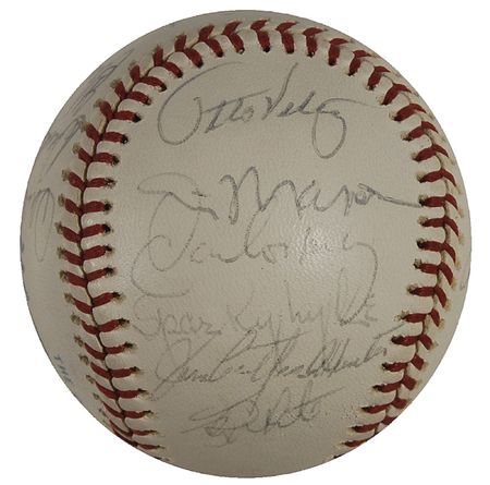 Lot #1195 Thurman Munson and the New York Yankees Baseball - Image 5