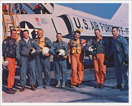 Lot #493 Mercury 7 Signed Photographs - Image 7