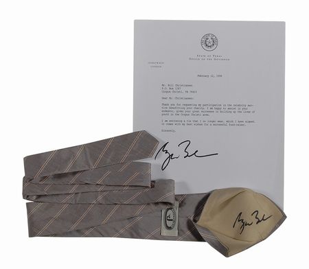 Lot #10 George W. Bush: Bush signed necktie, with