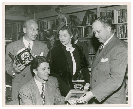 Lot #991 Audie Murphy: War hero?turned-western star signs his story - Image 3