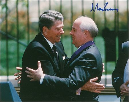 Lot #283 Mikhail Gorbachev Signed Photographs - Image 2