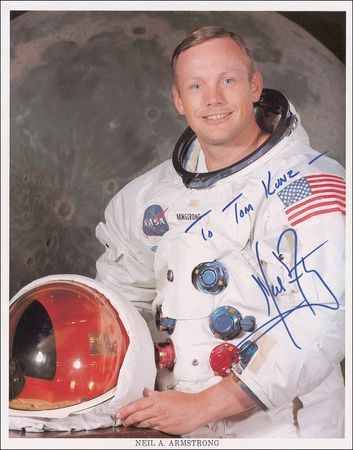 Lot #515 Moonwalkers: Famous footsteps: Complete set of moonwalkers - Image 1