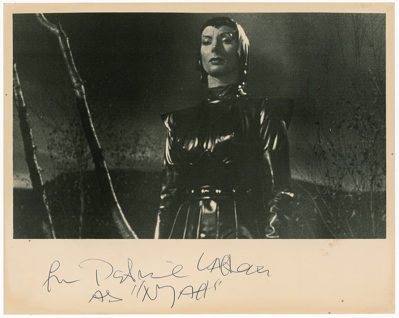 Lot 1010 Patricia Laffan