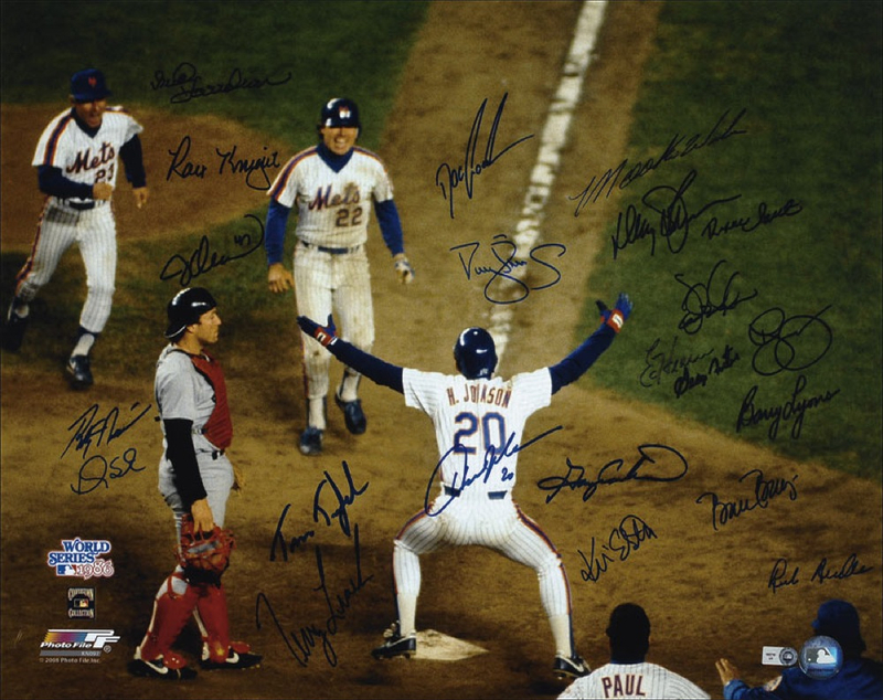 Lot 1272 NY Mets Signed Photograph