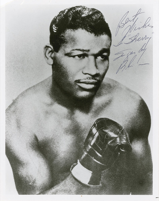 Lot 1281 Sugar Ray Robinson Signed Photograph