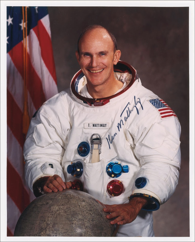 Lot 485 Ken Mattingly Signed Photograph