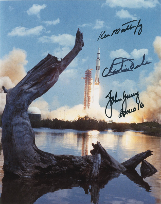 Lot 431 Apollo 16: Scarce Apollo 16 signed crew photo