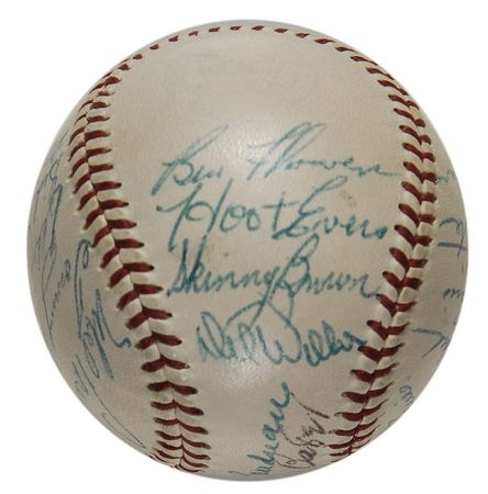 Lot #1165 Boston Red Sox - Image 5