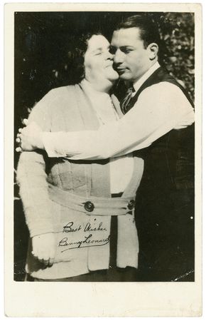 Lot #1242 Benny Leonard Signed Photograph - Image 1
