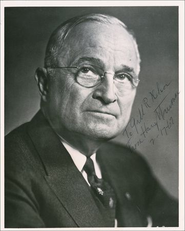 Lot #185 Harry S. Truman Photograph and Letter - Image 1