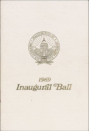 Lot #146 Ronald and Nancy Reagan: The Reagans attend Nixon?s first inaugural ball - Image 2