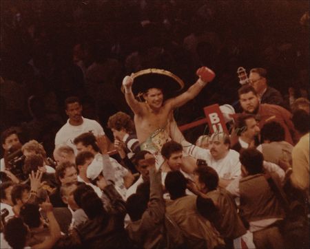 Lot #1264 Julio Cesar Chavez Signed Photographs - Image 1
